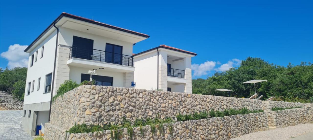 Apartmani Mariosa Vrbnik Eksteriør bilde
