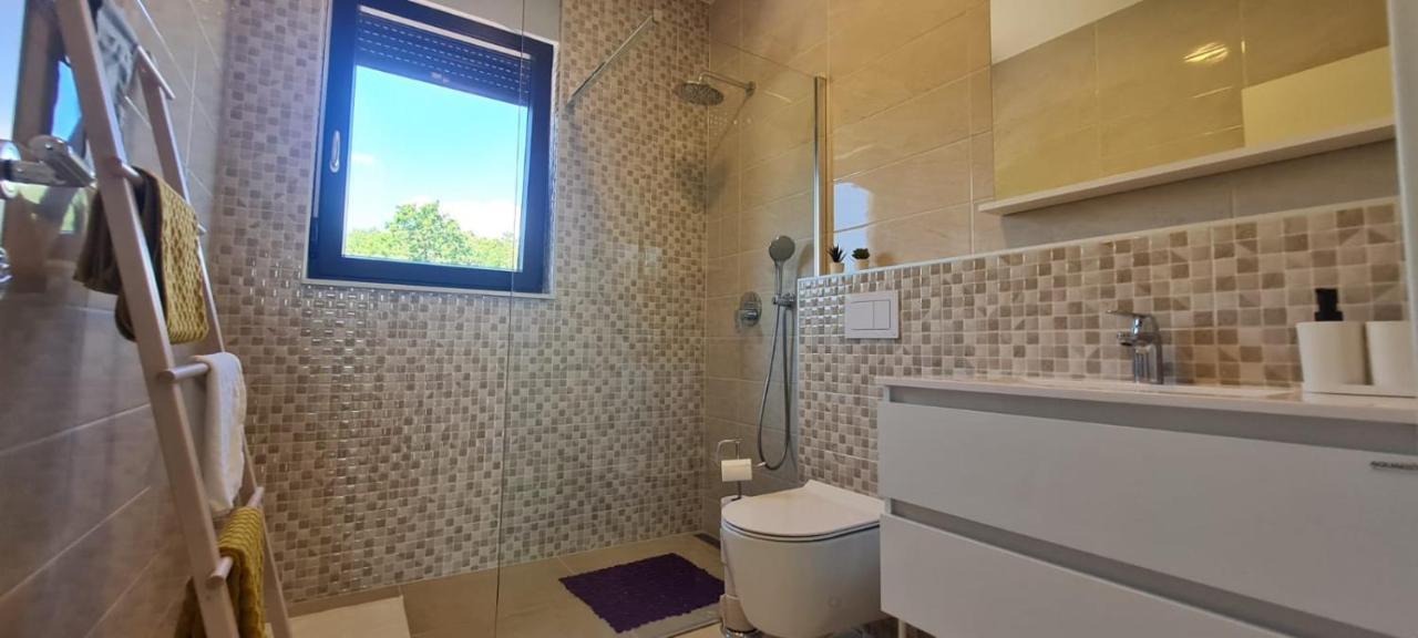 Apartmani Mariosa Vrbnik Eksteriør bilde