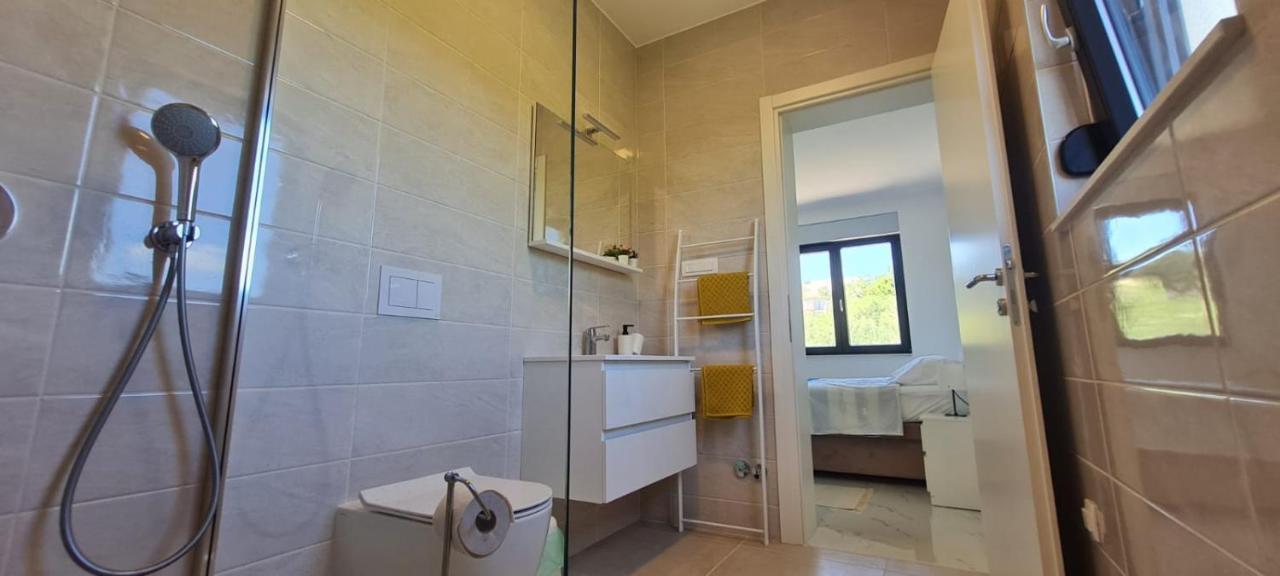 Apartmani Mariosa Vrbnik Eksteriør bilde
